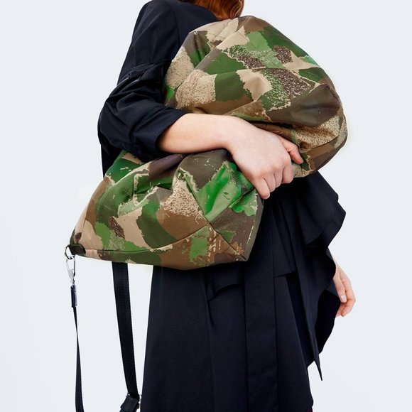 Hello - Picture 2 of 3